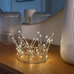 Silver 3D crown 